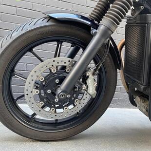 Triumph Street Twin 900cc