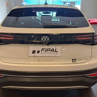 Volkswagen NIVUS 1.0 200 TSI TOTAL FLEX HIGHLINE AUTOMÁTICO