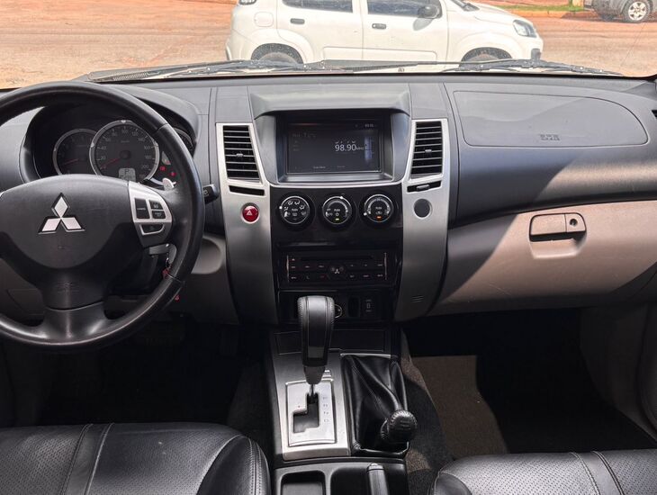 galeria PAJERO DAKAR 3.2 4X4