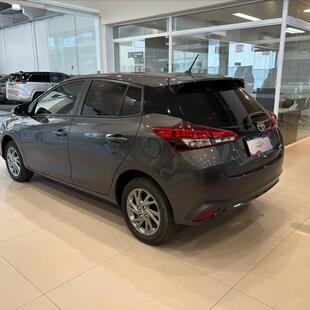 Toyota YARIS 1.5 16V FLEX XS MULTIDRIVE