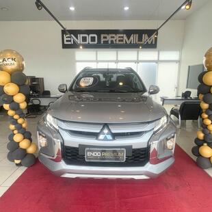 Mitsubishi L200 TRITON SPORT HPE 2.4TDi 16v 4X4 Sport HPE 2.4TDi 16v 4X4