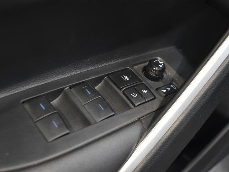 galeria COROLLA CROSS