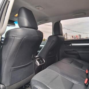 Toyota HILUX 2.8 D-4D TURBO DIESEL CD SRX 4X4 AUTOMÁTICO