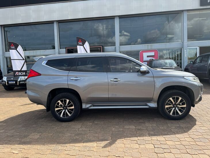 galeria PAJERO SPORT HPE 2.4 4X4