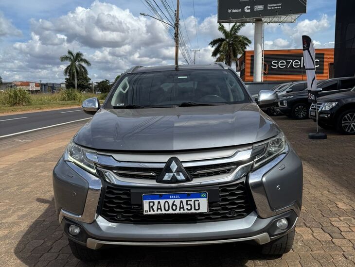 galeria PAJERO SPORT HPE 2.4 4X4