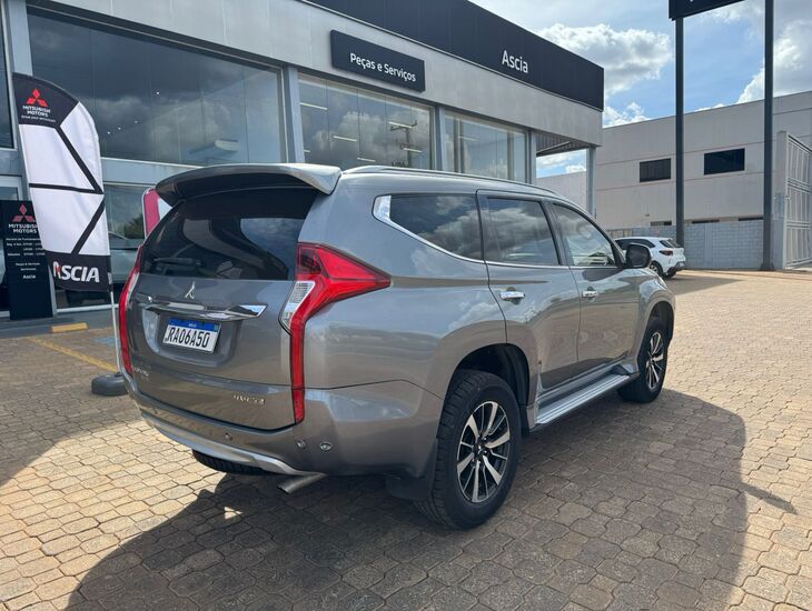 galeria PAJERO SPORT HPE 2.4 4X4