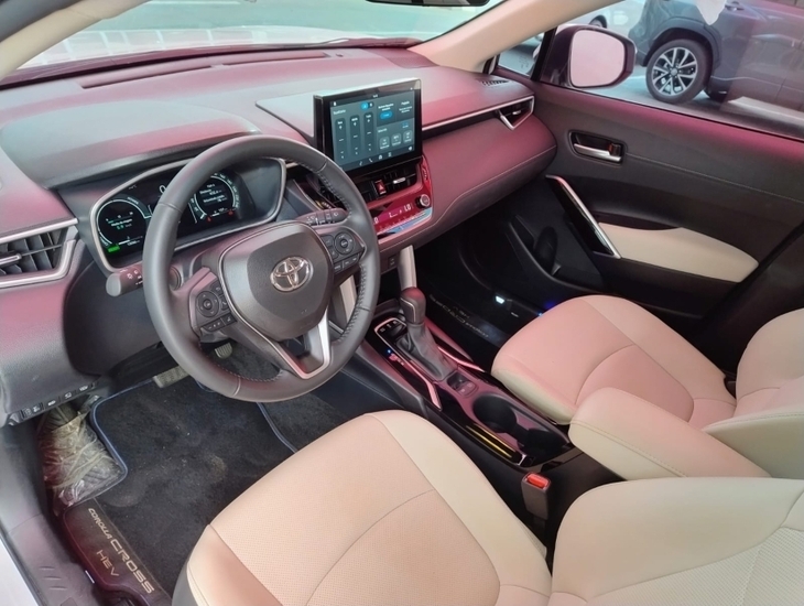 galeria COROLLA CROSS