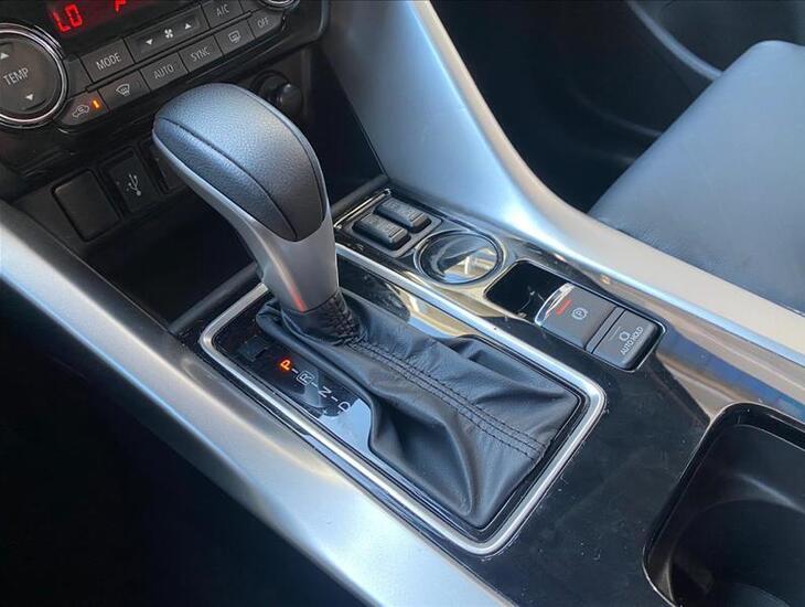 galeria ECLIPSE CROSS