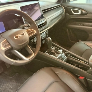 Jeep COMPASS 2.0 TD350 TURBO DIESEL LIMITED AT9