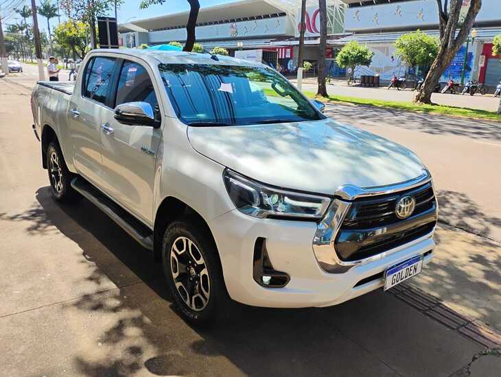 galeria HILUX