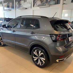 Volkswagen T-CROSS 1.0 200 TSI TOTAL FLEX COMFORTLINE AUTOMÁTICO