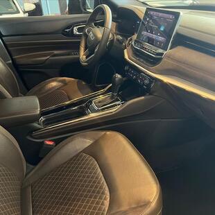 Jeep COMMANDER 1.3 T270 TURBO FLEX OVERLAND AT6