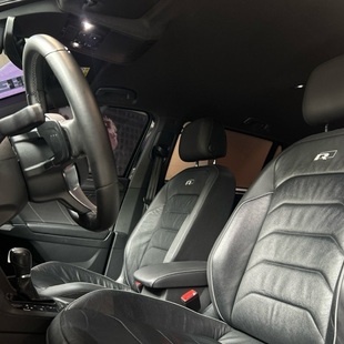 Volkswagen Tiguan 2.0 350 TSI Allspace R-Line 4WD