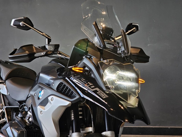 galeria R 1250 GS PREMIUM TRIPLE BLACK