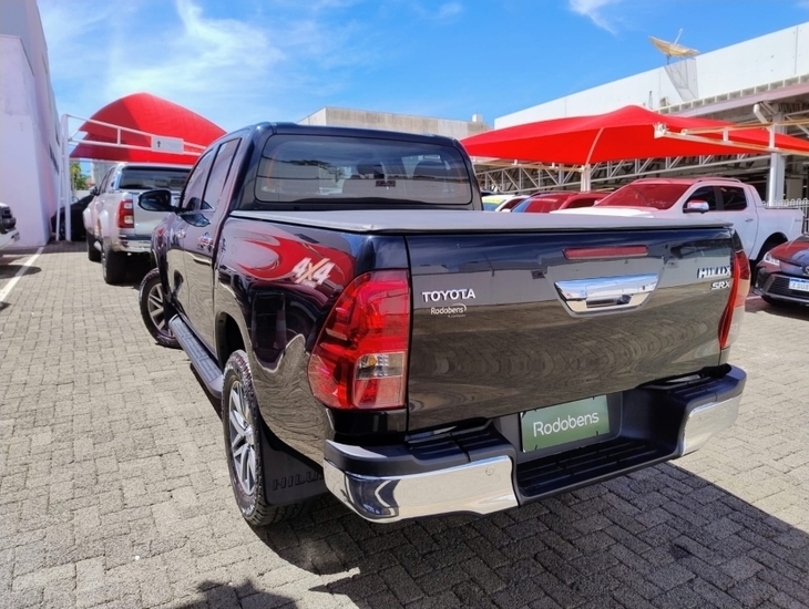 galeria HILUX