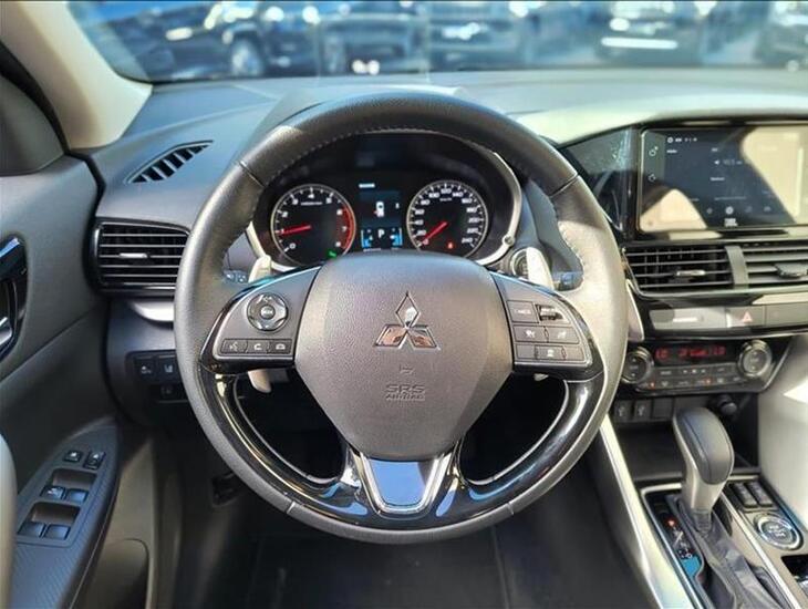 galeria ECLIPSE CROSS