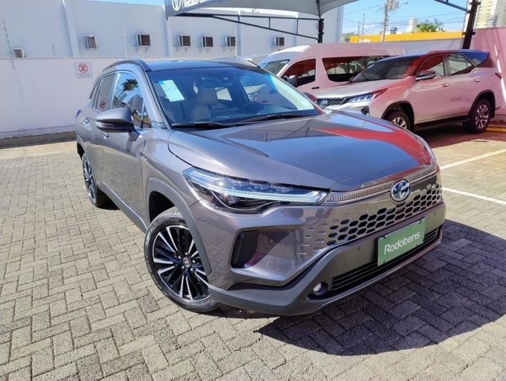 galeria COROLLA CROSS