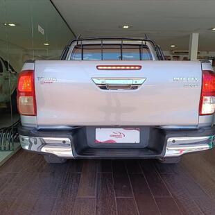 Toyota HILUX 2.8 D-4D TURBO DIESEL CD SRV 4X4 AUTOMÁTICO