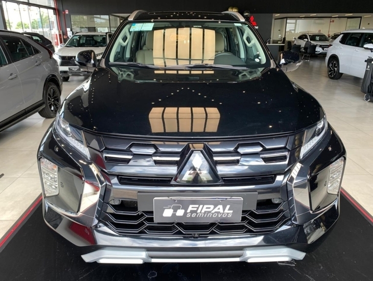 galeria PAJERO SPORT