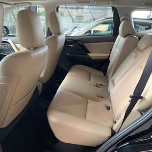 Mitsubishi PAJERO SPORT 2.4 16V MIVEC TURBO DIESEL LEGEND AWD AUTOMÁTICO