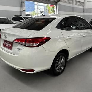 Toyota YARIS 1.5 16V FLEX SEDAN XL PLUS TECH MULTIDRIVE