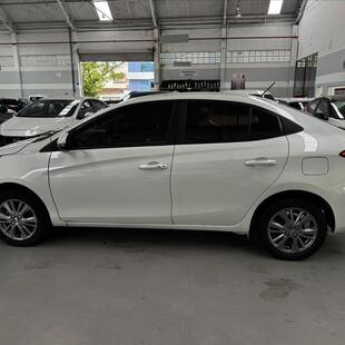 Toyota YARIS 1.5 16V FLEX SEDAN XL PLUS TECH MULTIDRIVE