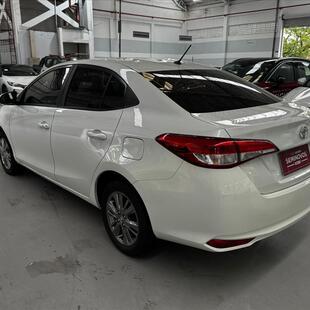 Toyota YARIS 1.5 16V FLEX SEDAN XL PLUS TECH MULTIDRIVE