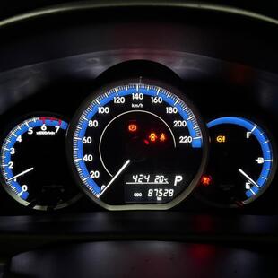 Toyota YARIS 1.5 16V FLEX SEDAN XL PLUS TECH MULTIDRIVE