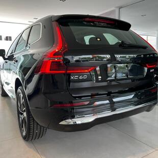 Volvo XC60 Plus PHEV