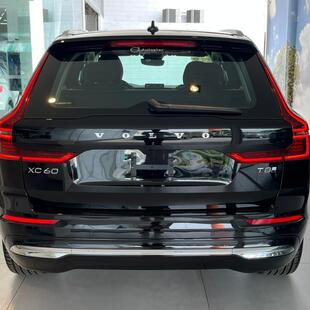 Volvo XC60 Plus PHEV