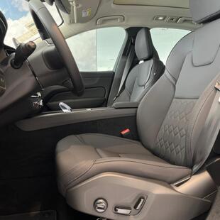 Volvo XC60 Plus PHEV