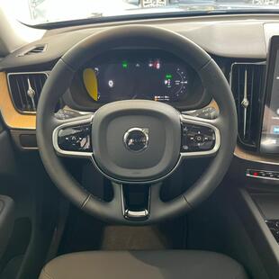 Volvo XC60 Plus PHEV