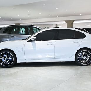 Bmw 330e M Sport 2.0 Turbo (Aut.) (Híb.)