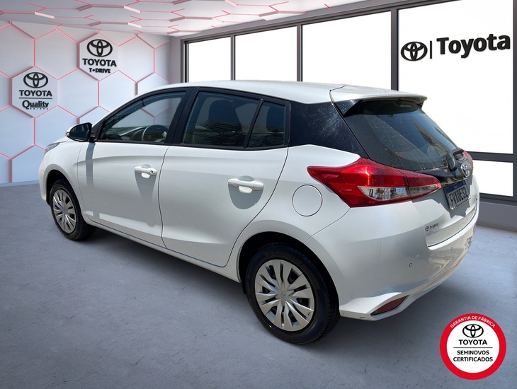 galeria Yaris