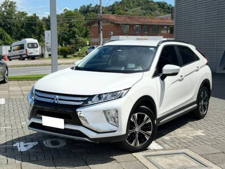 galeria ECLIPSE CROSS