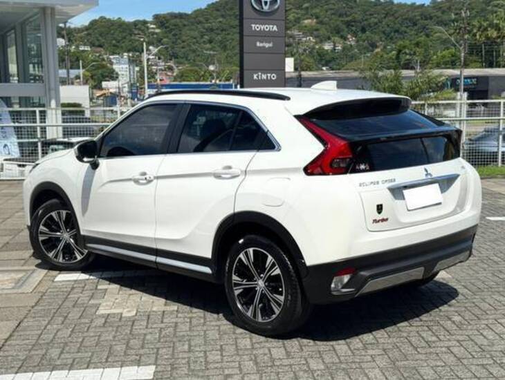 galeria ECLIPSE CROSS