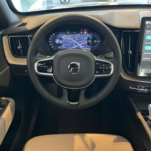 Volvo XC60 Plus PHEV