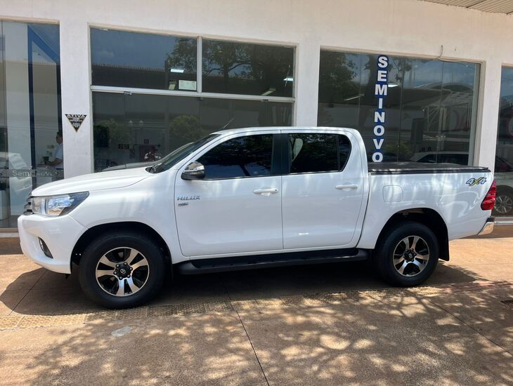 galeria HILUX