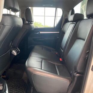 Toyota HILUX 2.8 D-4D TURBO DIESEL CD SRV 4X4 AUTOMÁTICO