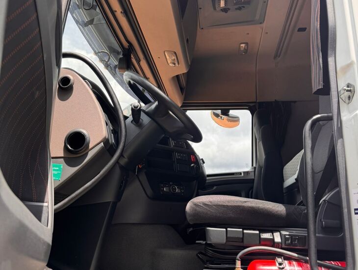 galeria DAF XF FTT 530 - 6x4