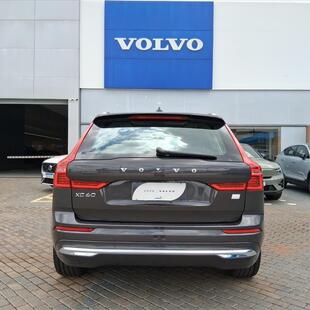 Volvo XC60 2.0 T8 RECHARGE PLUS AWD GEARTRONIC