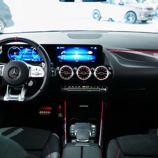 Mercedes Benz GLA 35 AMG 2.0 turbo (Aut)