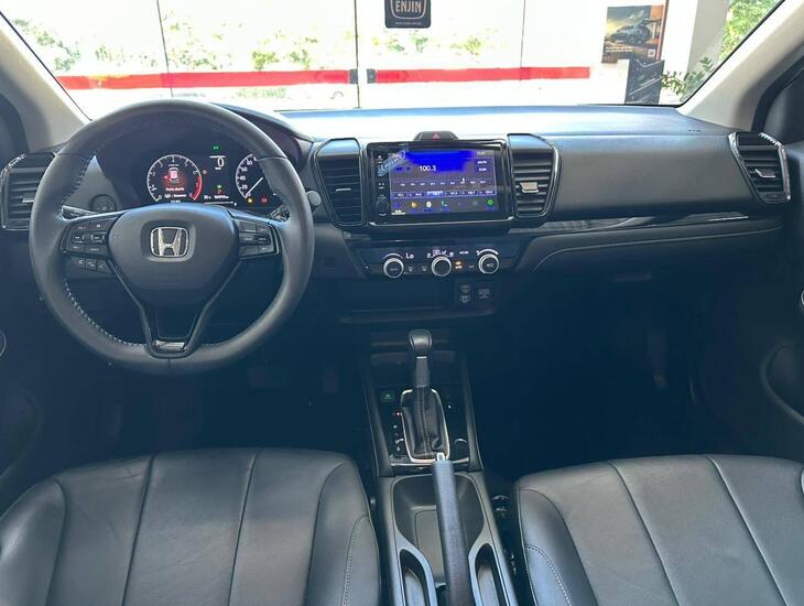 galeria CITY HATCH EXL