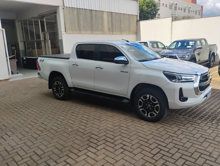 galeria HILUX