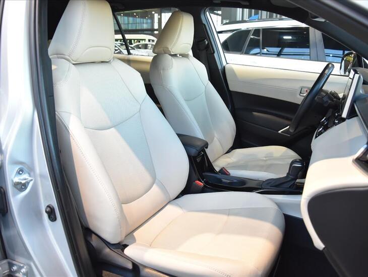 galeria COROLLA CROSS