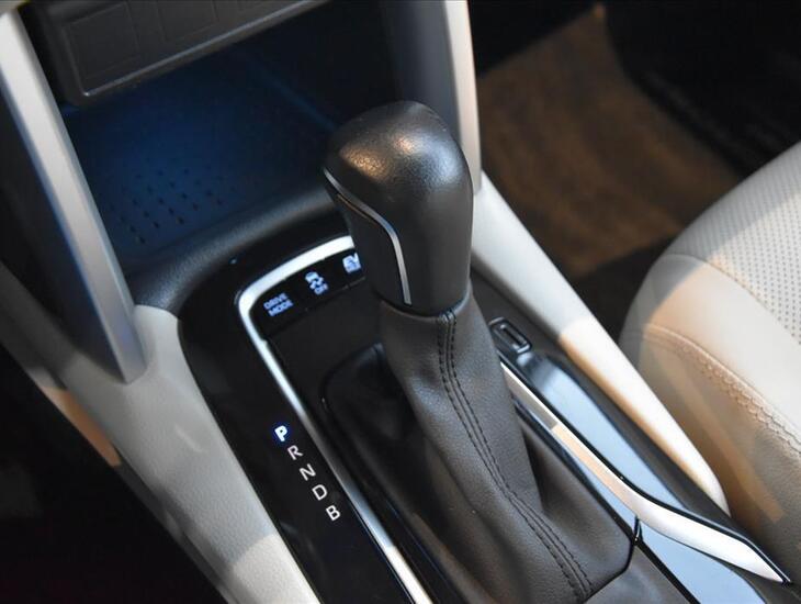 galeria COROLLA CROSS