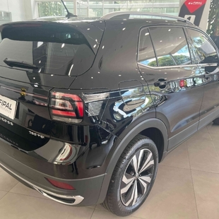 Volkswagen T-CROSS 1.4 250 TSI TOTAL FLEX HIGHLINE AUTOMÁTICO