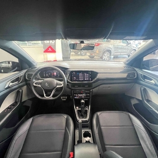 Volkswagen T-CROSS 1.4 250 TSI TOTAL FLEX HIGHLINE AUTOMÁTICO