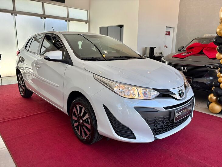 galeria YARIS XL LIVE HATCH 1.3 FLEX