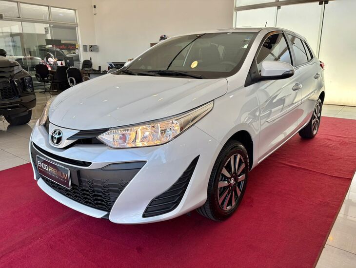 galeria YARIS XL LIVE HATCH 1.3 FLEX